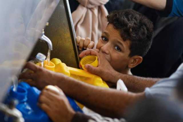 الطيران الإسرائيلي يرتكب مجزرة جديدة في خان يونس.. وغزة تختنق عطشا