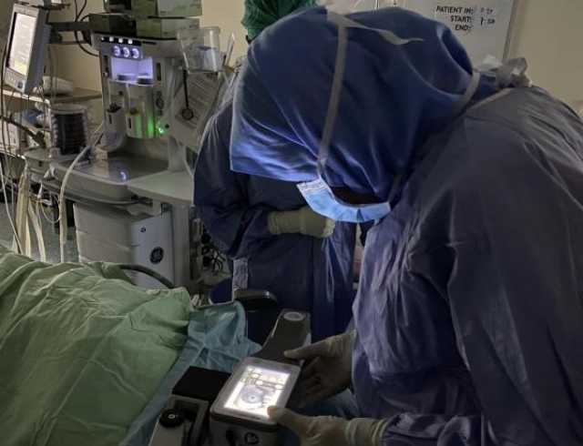 مستشفى عبري ينجح في إجراء أول عملية تثبيت للقرنية لمريض يعاني من القرنية المخروطية