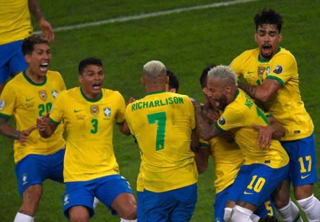 البرازيل تتأهل لدور الثمانية في كأس كوبا أمريكا بتعادلها 1-1 مع كولومبيا