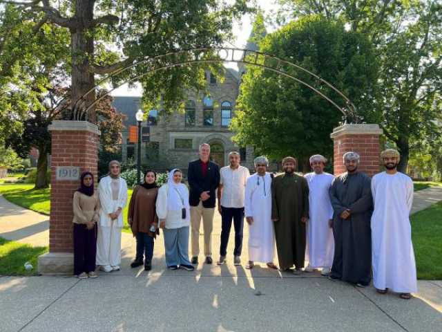 طلبة جامعة السلطان قابوس يختتمون زيارة ثقافية إلى أمريكا بأهداف تتطلع لفهم واستيعاب الآخر