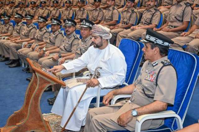 قيس اليوسف يشهد بدء برنامج 'إدارة عمليات المناولة بالمنافذ البرية'