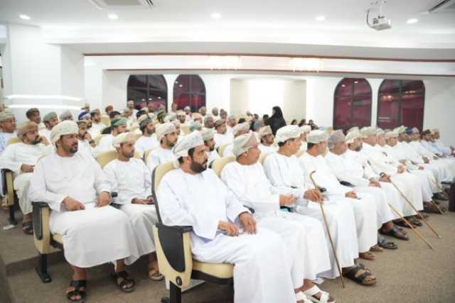جهاز الضرائب يُعزز الوعي الضريبي بين رواد الأعمال في شمال الباطنة