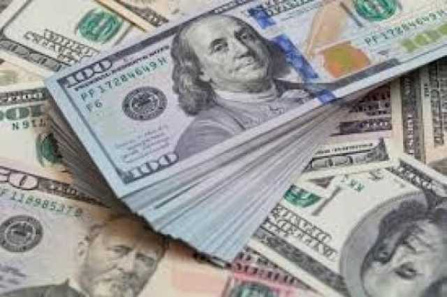 الدولار يستقر مع ترقب المتداولين بيانات اقتصادية