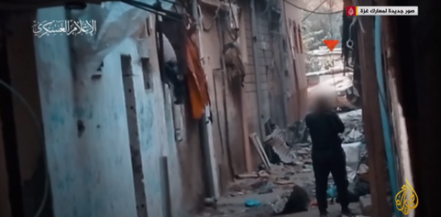 مشاهد جديدة لاستهداف آليات وجنود الاحتلال في شمال قطاع غزة
