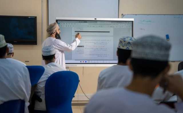 'التربية والتعليم'.. إنجازات متواصلة وإجراءات ومناهج دراسية مُتجددة تدعم استدامة الرؤية التعليمية