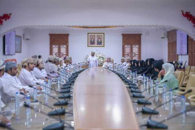 حلقة عمل للتعريف بنظام تصنيف الوثائق بشمال الباطنة