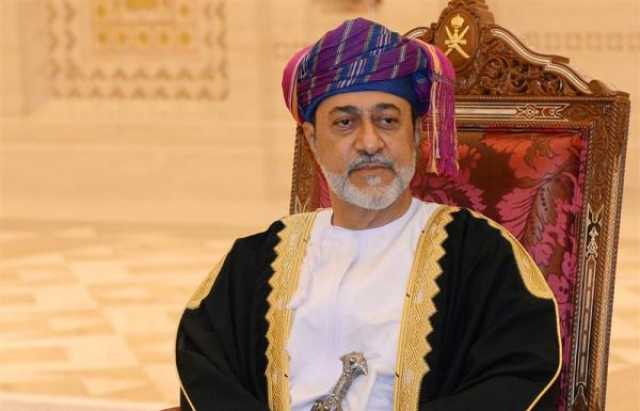 جلالة السلطان يصدر 3 مراسيم سامية