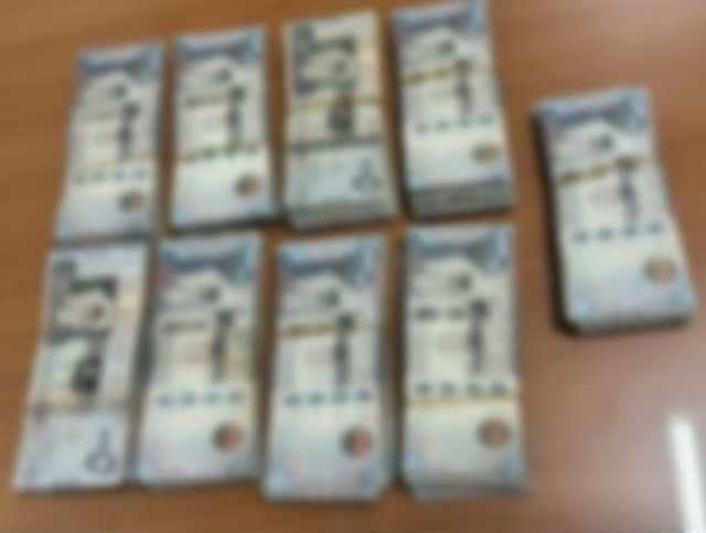 ضبط 3 يمنيين بحوزتهم مبالغ مالية عبر منفذ صرفيت
