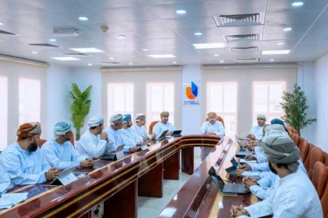 'جامعة التقنية' تستعرض مقترح تطبيق مقرر 'عُمان: الدولة والإنسان'