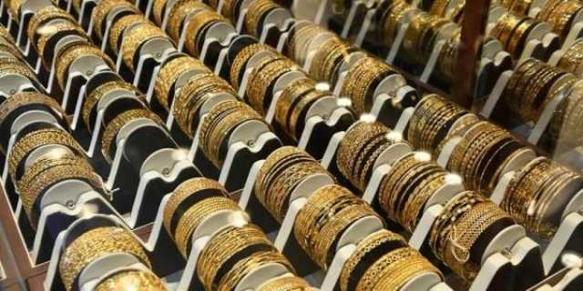 مستوى غير مسبوق.. الذهب يتخطى حاجز 3400 دولار