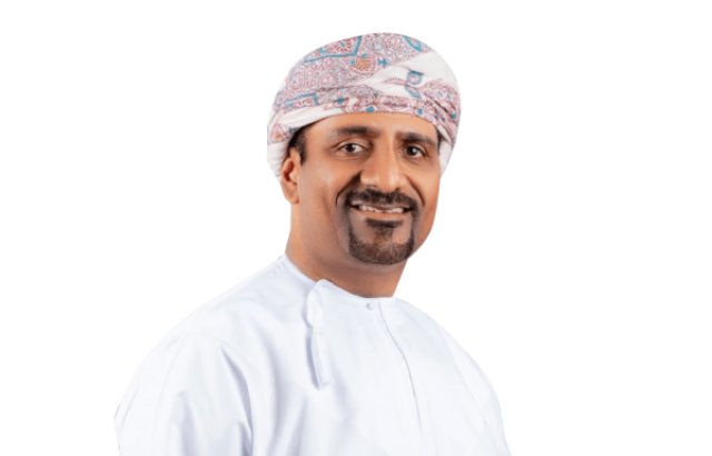 محافظ 'البنك المركزي' لـ'الرؤية': 'حزمة الـ25 مليار دولار' تستهدف دعم النمو الاقتصادي وتوفير فرص العمل للمواطنين
