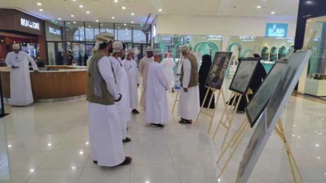 عرض مجموعة نادرة من المقتنيات التراثية العُمانية في فعالية بالظاهرة