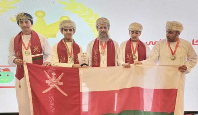 فريقان بـ'تعليمية الداخلية' يحصدان المركز الثاني في البطولة العربية للروبوت والذكاء الاصطناعي