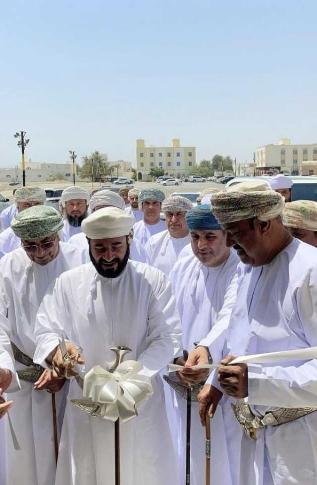 المعمري يفتتح مدرسة علي حسن لعلوم القرآن ببركاء