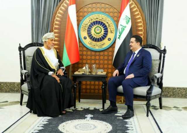 السيد شهاب يبحث مع السوداني سبل تعزيز التعاون الثنائي بين عُمان والعراق