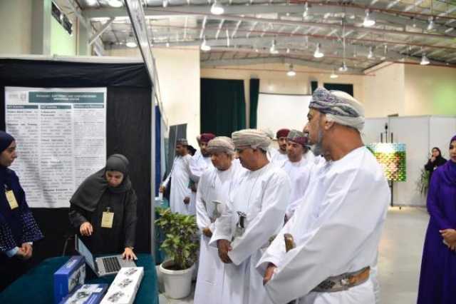 بمشاركة 70 طالبا.. جامعة نزوى تستضيف فعاليات 'المؤتمر الطالبي'