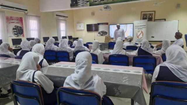 محاضرة توعوية في شمال الشرقية حول 'مخاطر البلاستيك'