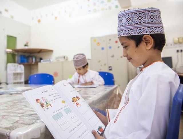 مديرات مدارس: الجهود متواصلة لتخفيف وزن الحقيبة المدرسية.. وتعزيز وعي أولياء الأمور ضروري للتحول نحو رقمنة المناهج