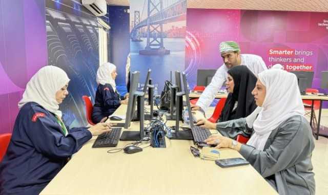 حلقة عمل تدريبية بشمال الباطنة لتعزيز مهارات القائدات الكشفيات في الذكاء الاصطناعي