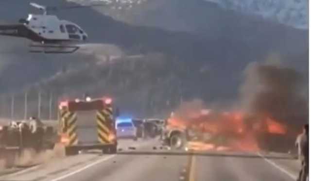 بالفيديو.. مصرع 7 أشخاص وإصابة آخرين في حادث سير بأمريكا