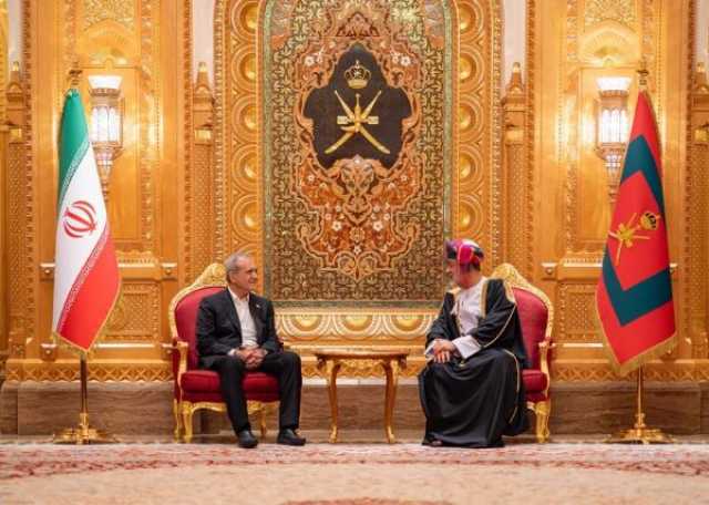 بالصور.. جلالة السلطان والرئيس الإيراني يعقدان جلسة مباحثات رسمية تستعرض عُمق العلاقة التاريخية