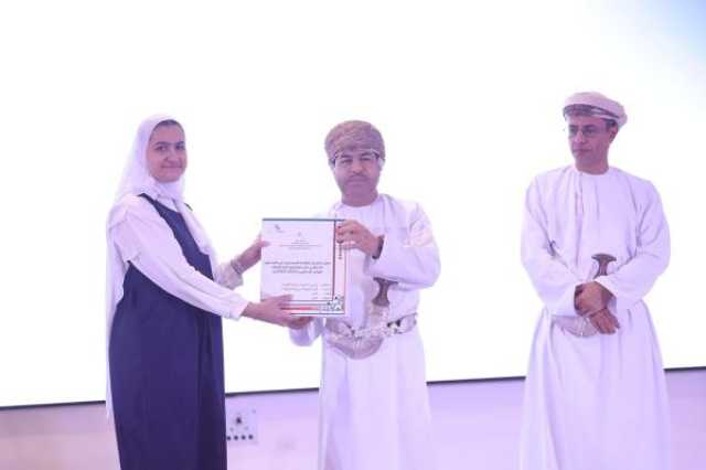 تكريم 154 من الطلبة المجيدين في جنوب الباطنة