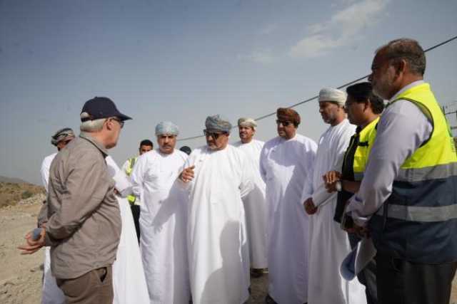 وزير 'النقل' يبحث مع محافظ الداخلية مشاريع الطرق وخطط التحوّل الرقمي