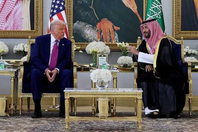بالفيديو.. محمد بن سلمان يستقبل الرئيس الأمريكي في الرياض