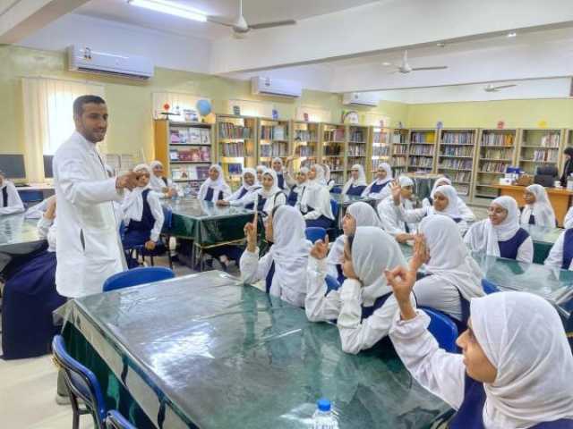 جامع السلطان قابوس بصحار ينظم محاضرة 'الأجهزة الإلكترونية والتوازن النفسي'