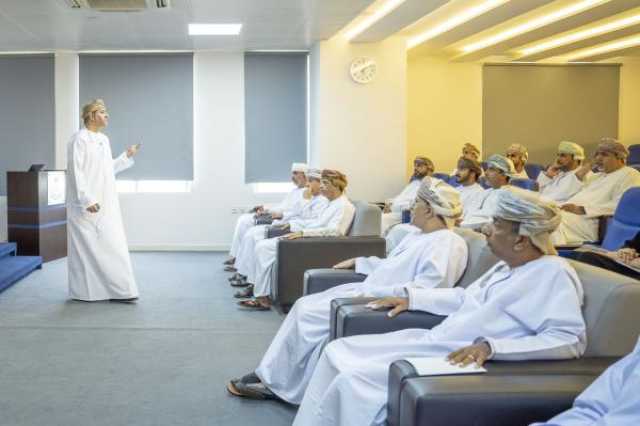 الأكاديمية الأولمبية العُمانية تنظم ندوة التسويق والاستثمار الرياضي