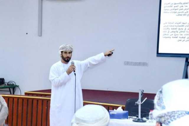 'تعليمية شمال الباطنة' تستعرض الخطة الخمسية الحادية عشرة