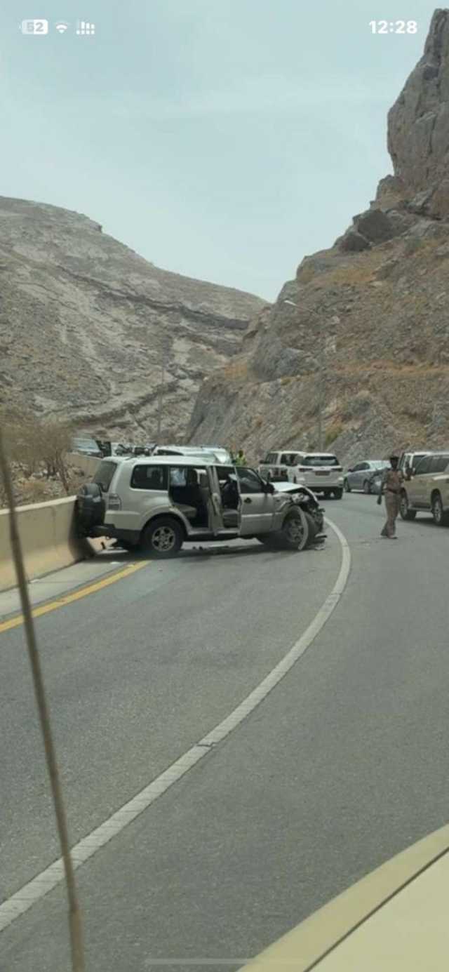 عاجل | إصابة 7 عمانيين في حادث بالجبل الأخضر