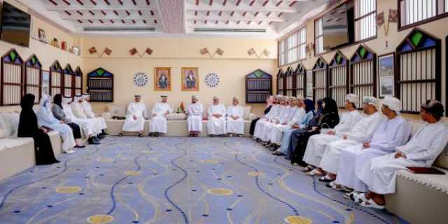 عُمان والبحرين تبحثان التعاون المشترك في مجالات الصناعة والاستثمار وتعزيز التبادل التجاري