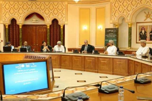 بلدية مسقط تُنظّم برنامجًا تدريبيًا حول 'إعداد محترفي مكافحة الآفات'