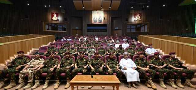 تخريج عدد من الدورات الموسيقية العسكرية بالحرس السلطاني العُماني