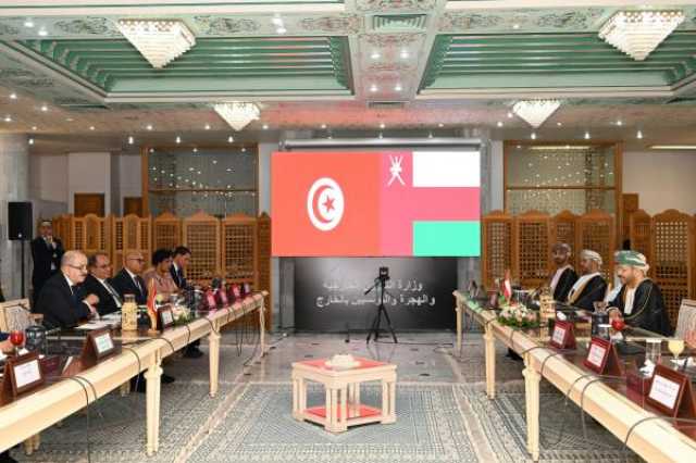 الرئيس التونسي يُشيد بالدور البنَّاء لسلطنة عُمان في دعم الأمن والاستقرار الإقليمي والدولي