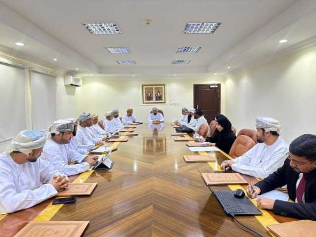 مناقشة مستجدات مشروع تأهيل وتجميل مسفاة العبريين