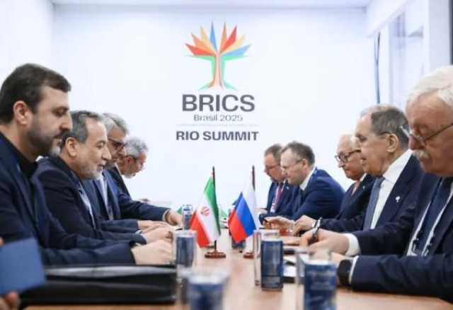 لافروف يلتقي عراقجي ويناقشان حل الملف النووي