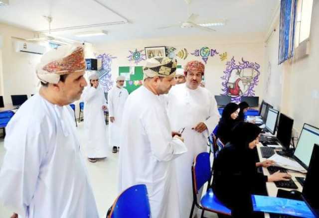 'تعليمية مسقط' تواصل إجراءات تعيين 475 معلما جديدا