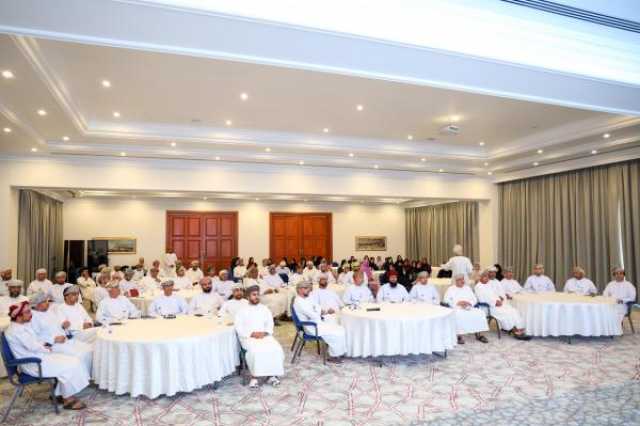 تعزيز القدرات الإدارية في إدارة المخاطر لـ120 موظفًا بمحافظة مسقط