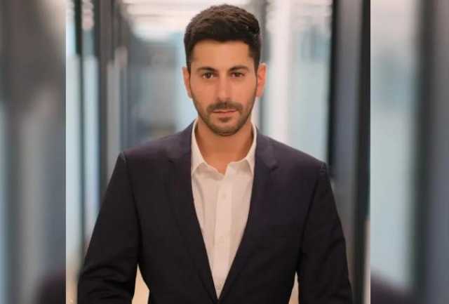 إقالة مفاجئة للمتحدث باسم نتنياهو قبل زيارة واشنطن