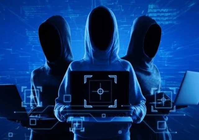قراصنة يهددون بنشر رسائل بريد لمساعدي ترامب وأمريكا تتهم إيران