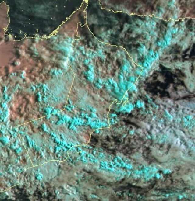 غطاء سحابي على أجواء السلطنة.. وأمطار محتملة على 3 محافظات