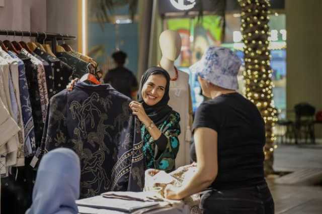 'ليالي الموج' تستقطب 72000 زائر وسط أجواء رمضانية لا مثيل لها