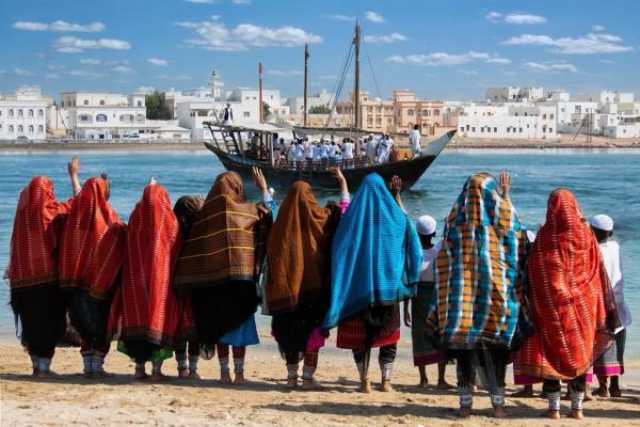 'جامعة التقنية' تحتفي بمنح سالم الحجري جائزة 'مصور العام' من 'هيبا'