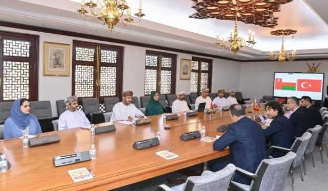 لقاء 'طاولة مستديرة' لبحث فرص التّعاون والعمل المشترك بين سلطنةُ عُمان وتركيا