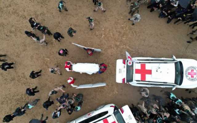 الاحتلال يُفخخ 'اتفاق غزة' بأزمة الجثامين