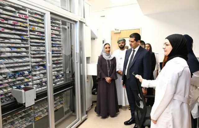 وزير الصحة القبرصي يزور عددًا من المؤسسات الصحية