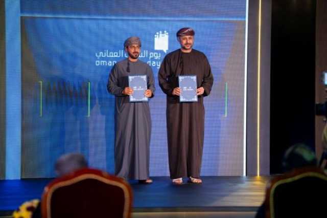 شراكة استراتيجية بين 'ميناء صحار' و'مركز الشباب' لتنفيذ مبادرات في شمال الباطنة