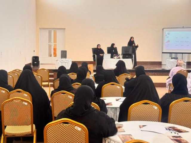 حلقة نقاشية بمسندم حول توظيف مهارات المستقبل التطبيقية والتقنية في الموسوعة العمانية للناشئة